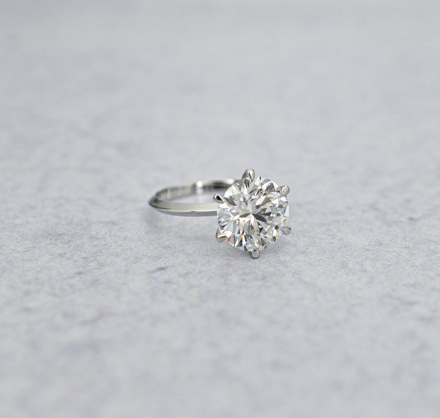 OLEANDER Knife Edge Solitaire