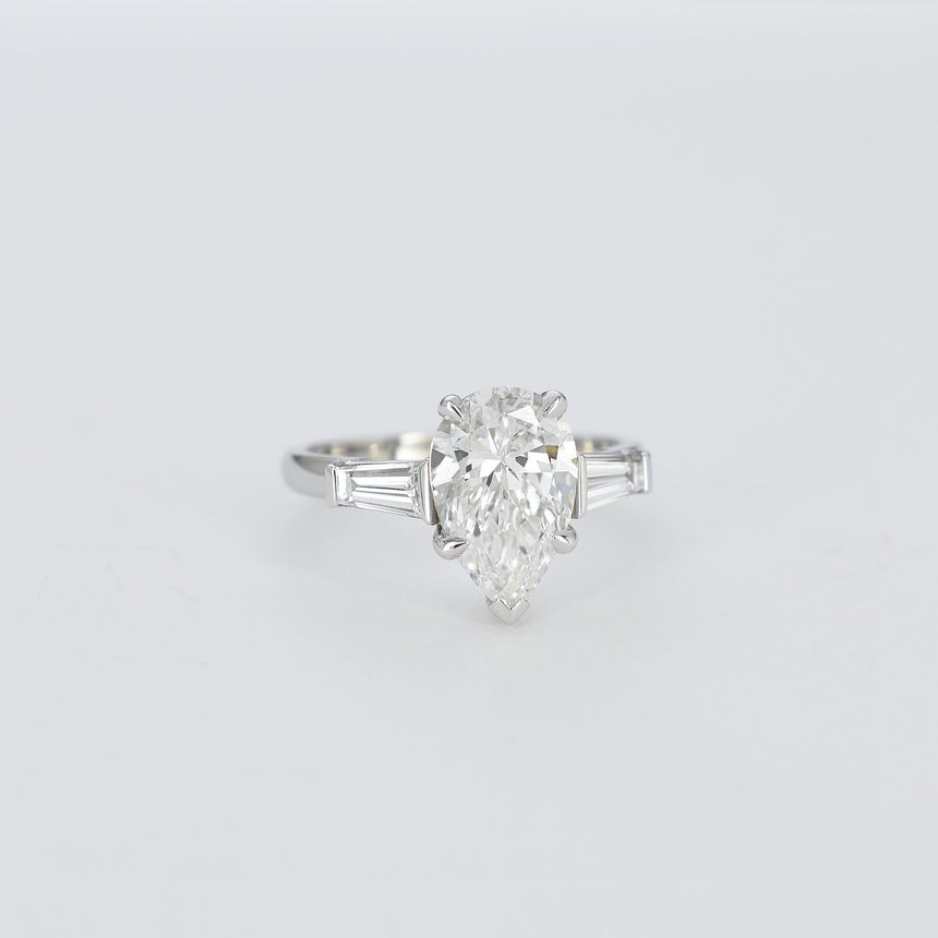 Estate 1.20 Carat Pear-Shaped Diamond and Baguette Ring