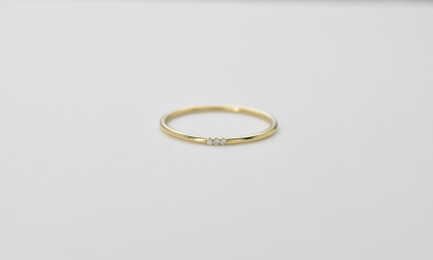 Dainty Ring with Three Diamonds