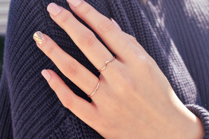 Rounded Chevron Ring