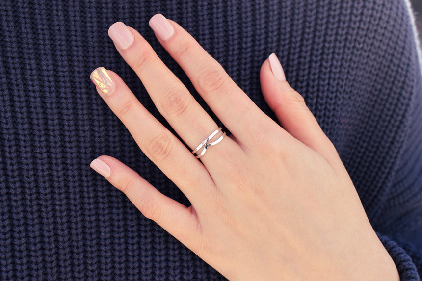 Flat Chevron Ring